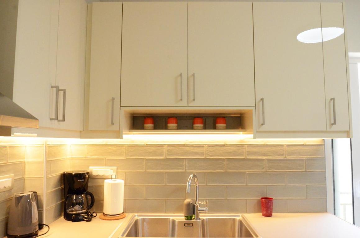 Deep Blue Apartment 干尼亞 外观 照片